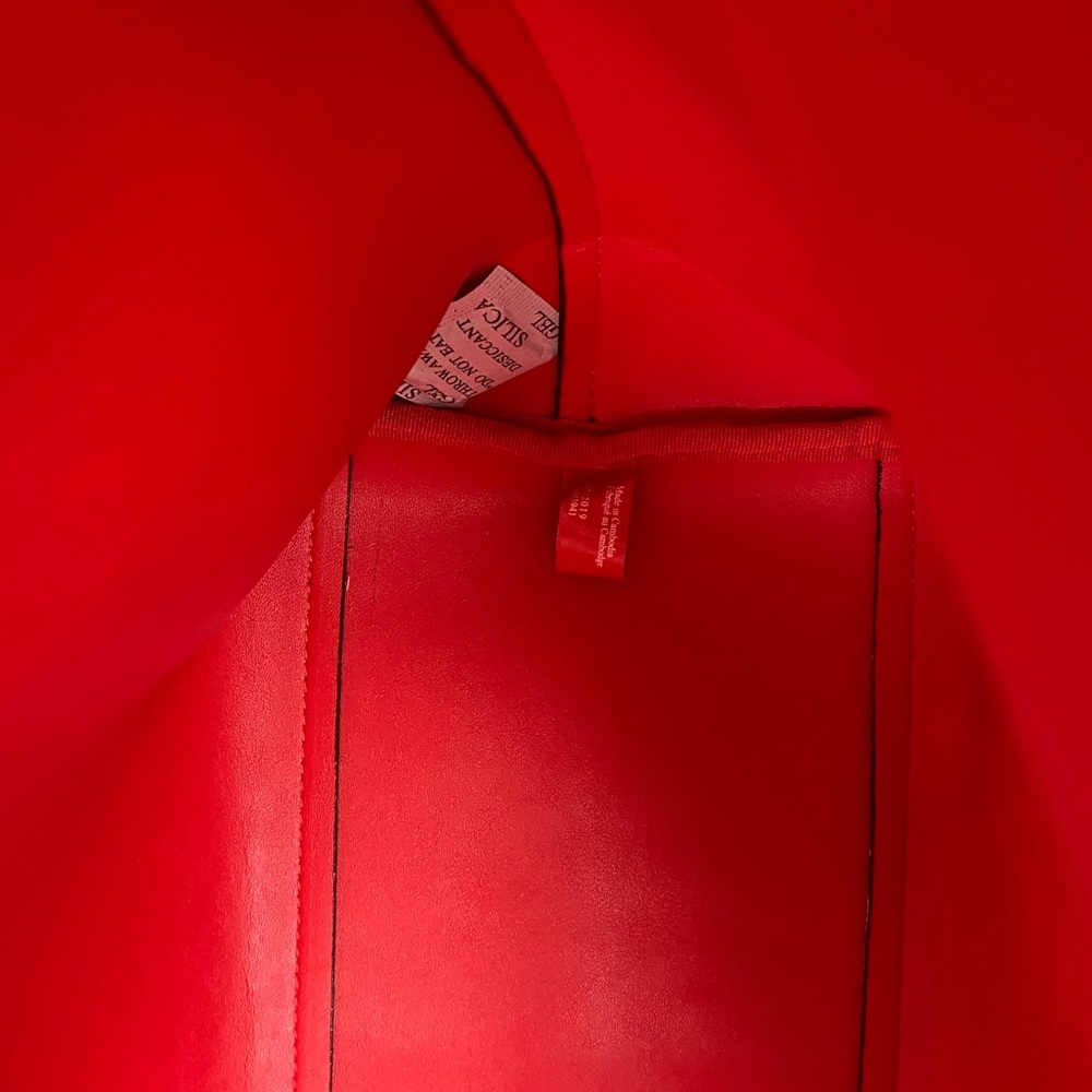 🌹 VICTORIA RED ROSE TOTE BAG - Picture 6 of 6